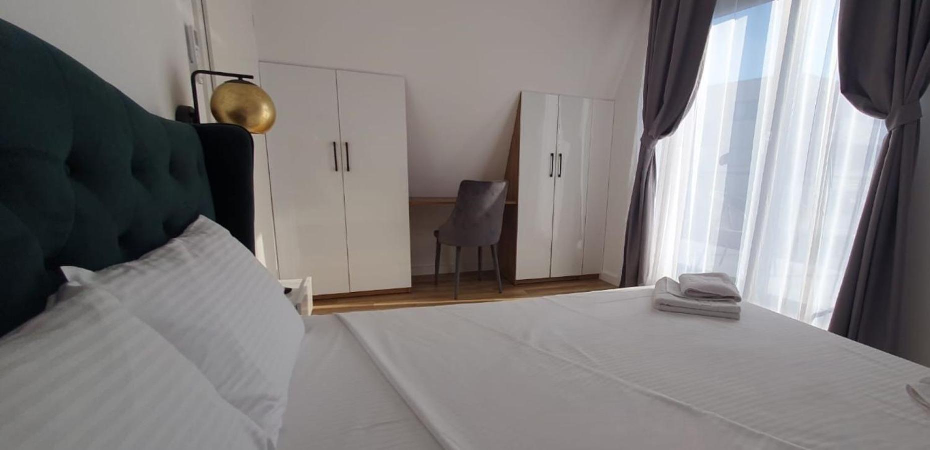 Cinque Stelle Hotel Apartments Kolozsvár Kültér fotó